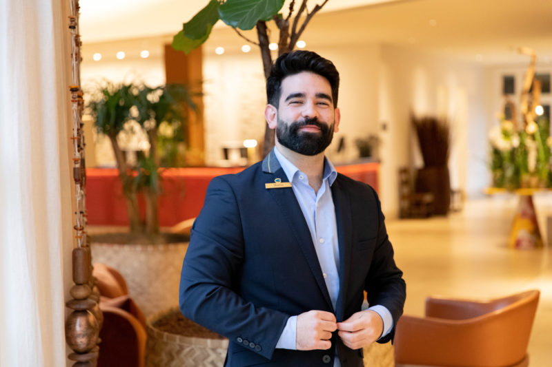 Martin Barros, Head Receptionist